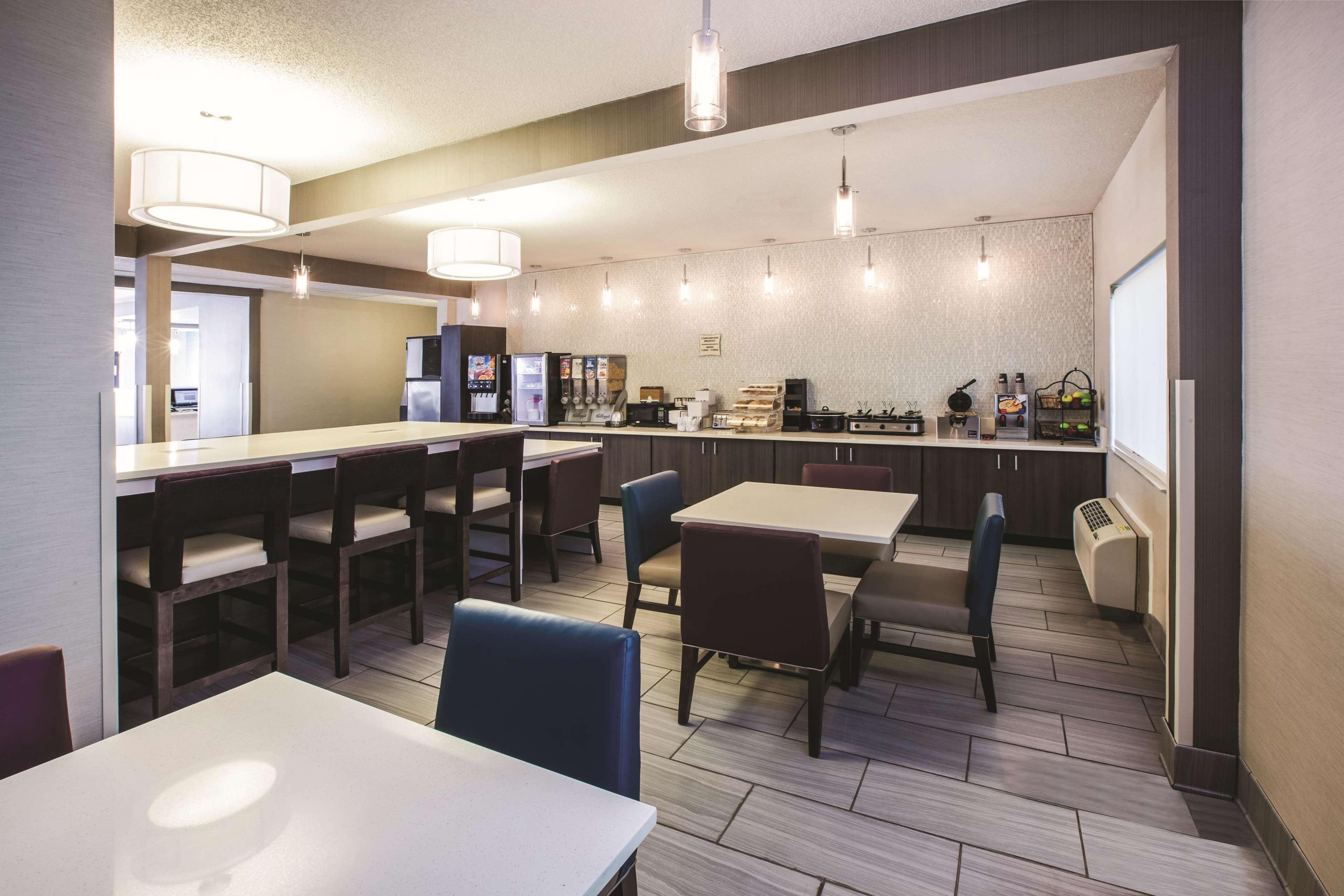 La Quinta Inn By Wyndham Indianapolis North Buitenkant foto
