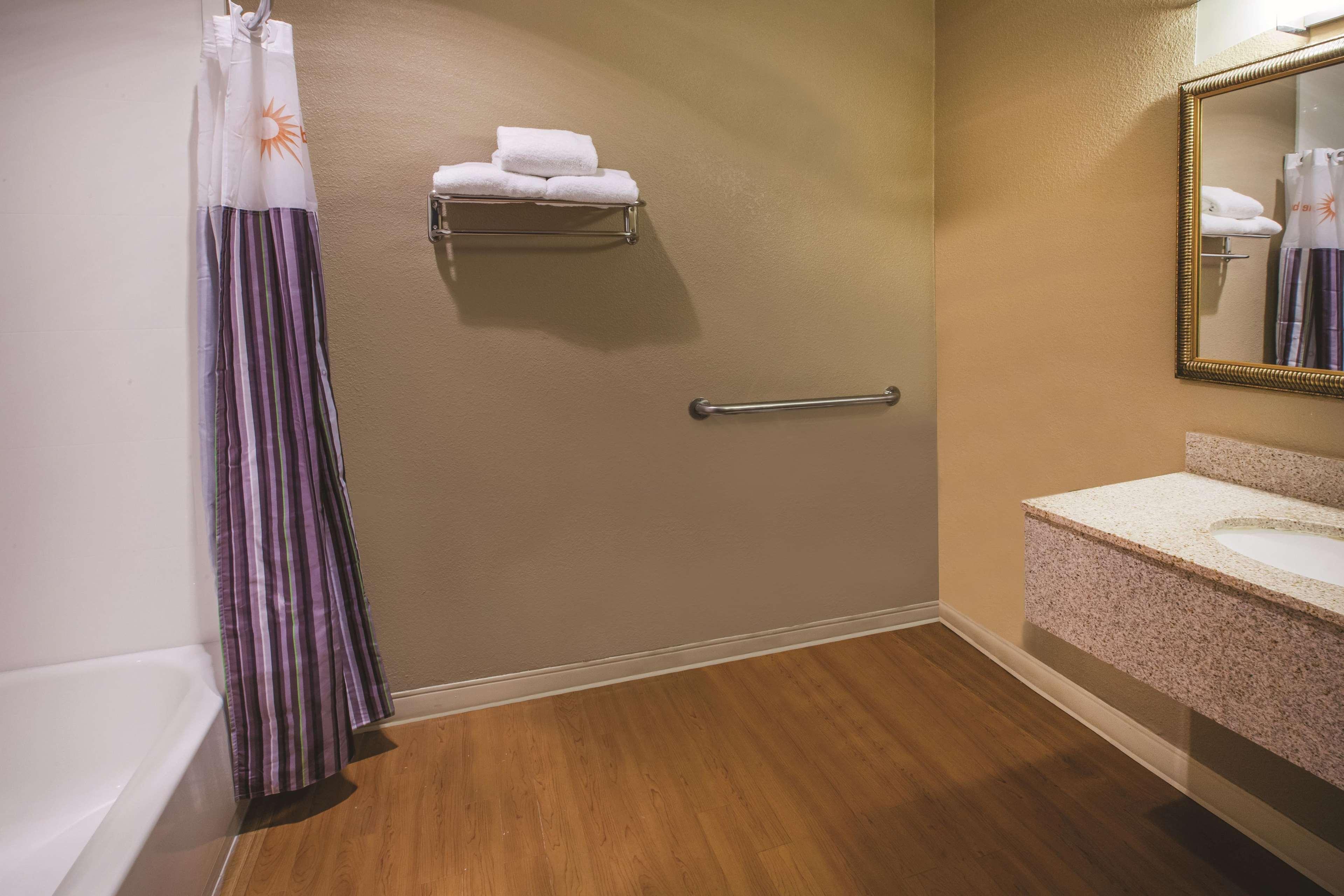 La Quinta Inn By Wyndham Indianapolis North Buitenkant foto