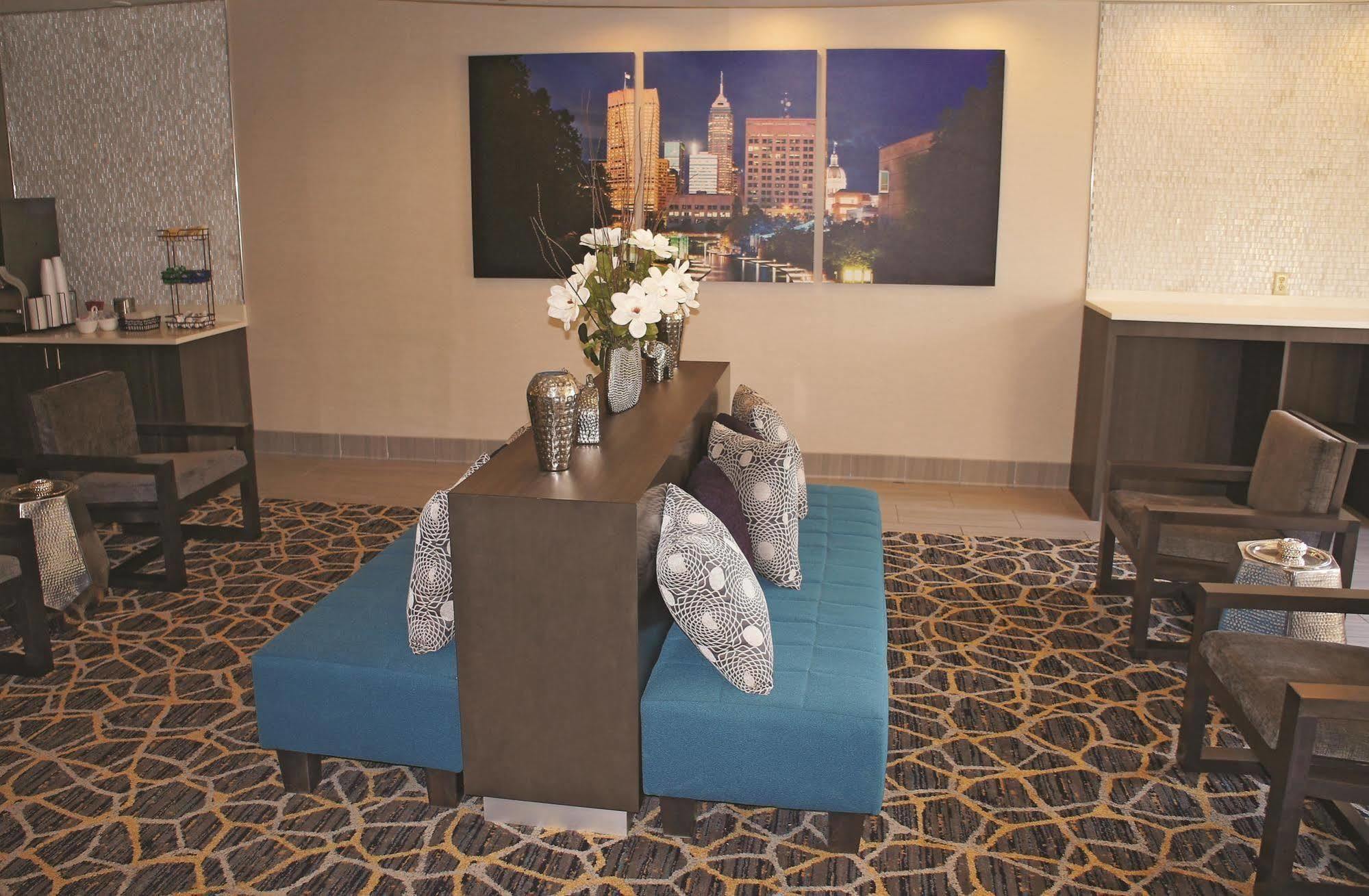 La Quinta Inn By Wyndham Indianapolis North Buitenkant foto